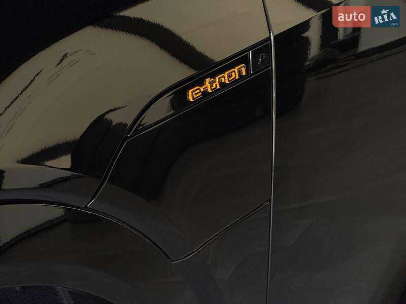 Внедорожник / Кроссовер Audi e-tron 2022 в Львове фото 39 Внедорожник / Кроссовер Audi e-tron 2022 в Львове