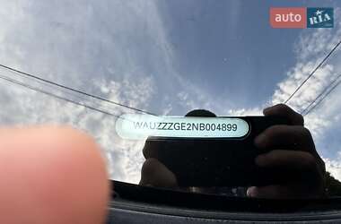 Внедорожник / Кроссовер Audi e-tron 2022 в 