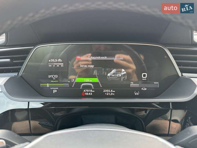 Внедорожник / Кроссовер Audi e-tron 2022 в Киеве