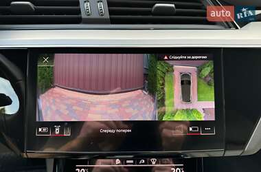 Внедорожник / Кроссовер Audi e-tron 2022 в 