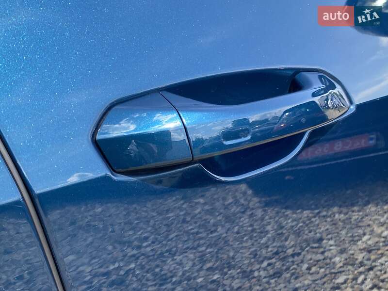 Внедорожник / Кроссовер Audi e-tron 2019 в Львове