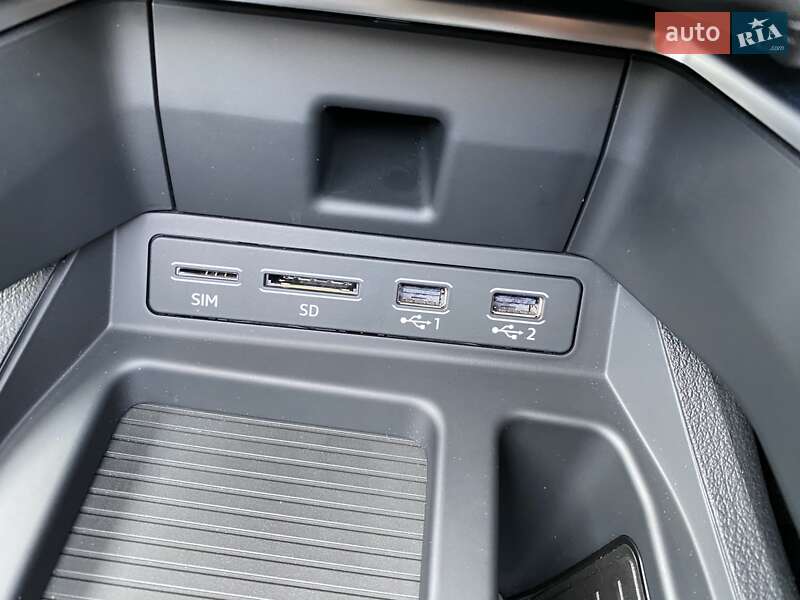 Внедорожник / Кроссовер Audi e-tron 2019 в Львове