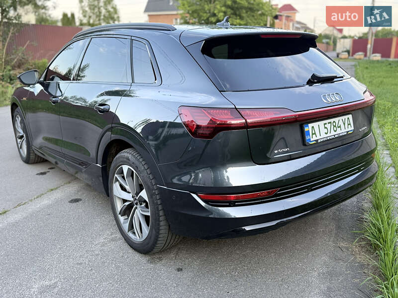 Внедорожник / Кроссовер Audi e-tron 2021 в Ирпене