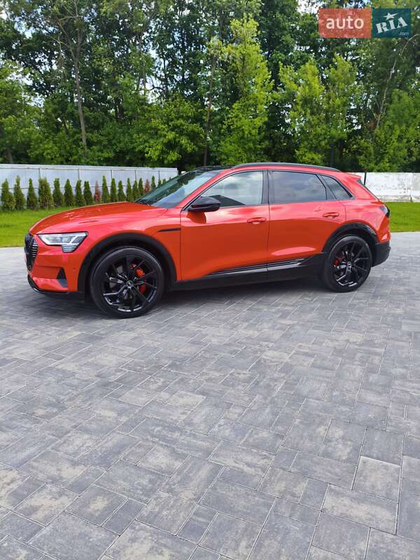Внедорожник / Кроссовер Audi e-tron 2020 в Луцке