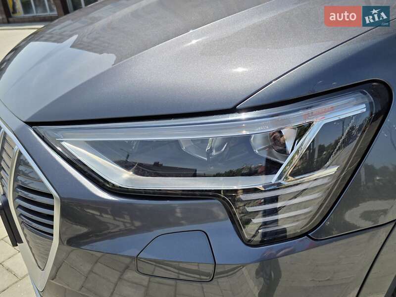 Внедорожник / Кроссовер Audi e-tron 2019 в Ивано-Франковске