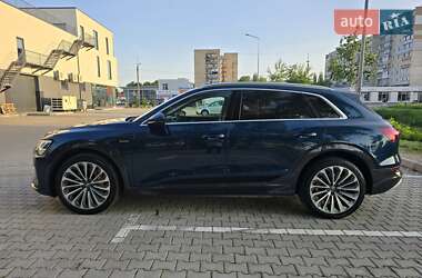 Внедорожник / Кроссовер Audi e-tron 2018 в 