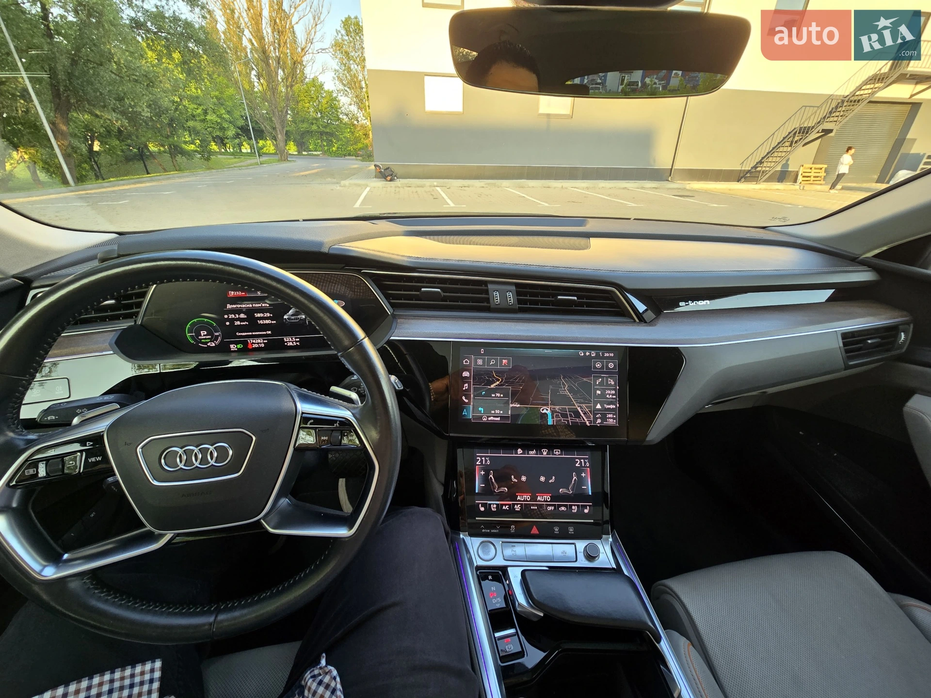 2018 Audi e-tron - мініатюра 25