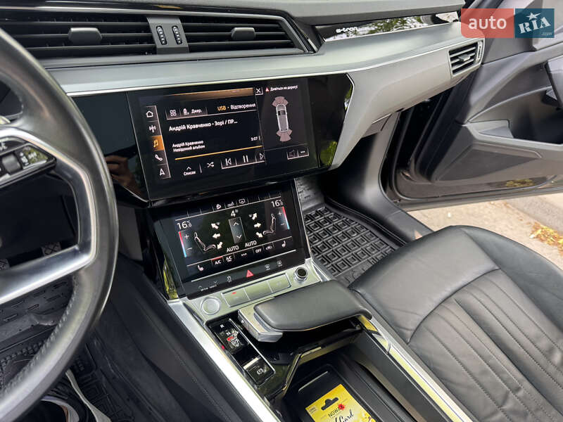 Внедорожник / Кроссовер Audi e-tron 2019 в Звягеле