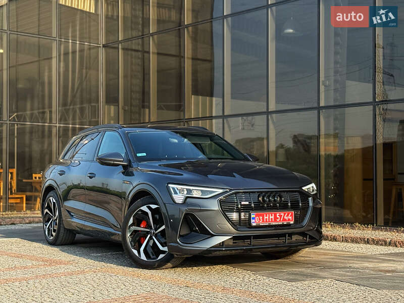 Внедорожник / Кроссовер Audi e-tron 2023 в Мукачево