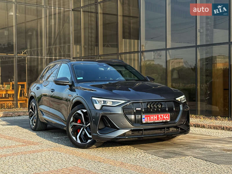 Внедорожник / Кроссовер Audi e-tron 2023 в Мукачево