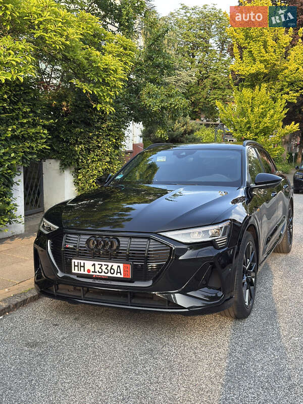Внедорожник / Кроссовер Audi e-tron 2023 в Львове