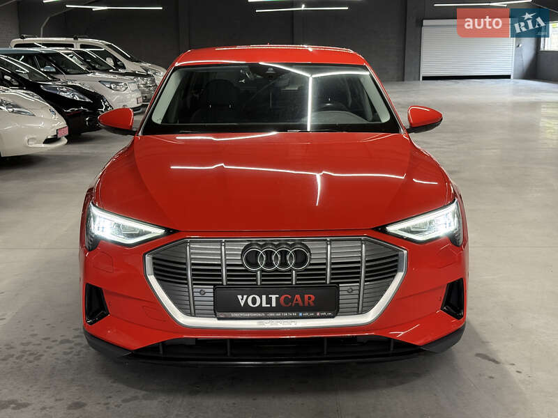 Внедорожник / Кроссовер Audi e-tron 2020 в Владимире