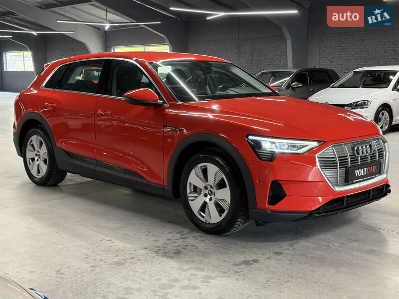 Внедорожник / Кроссовер Audi e-tron 2020 в Владимире