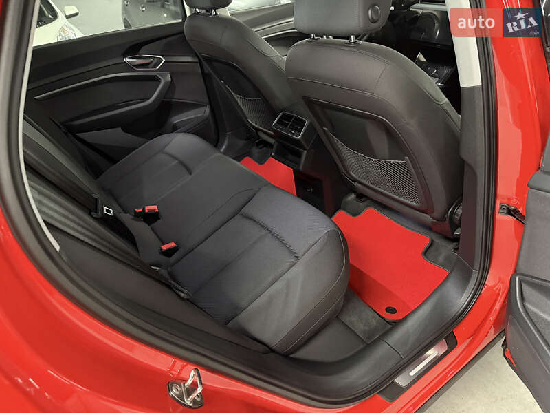 Внедорожник / Кроссовер Audi e-tron 2020 в Владимире