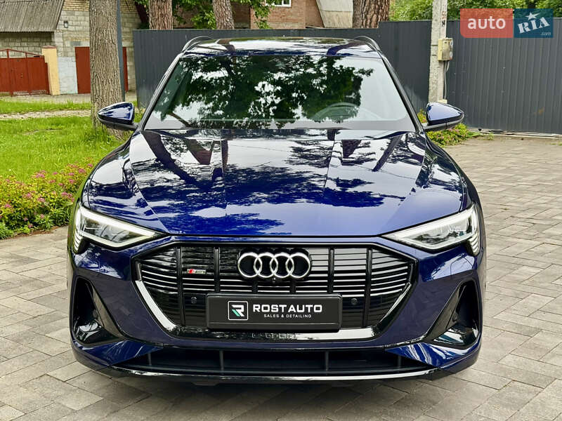 Внедорожник / Кроссовер Audi e-tron 2020 в Киеве