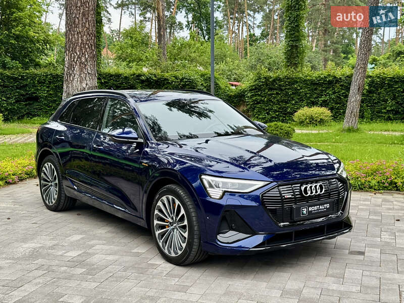 Внедорожник / Кроссовер Audi e-tron 2020 в Киеве