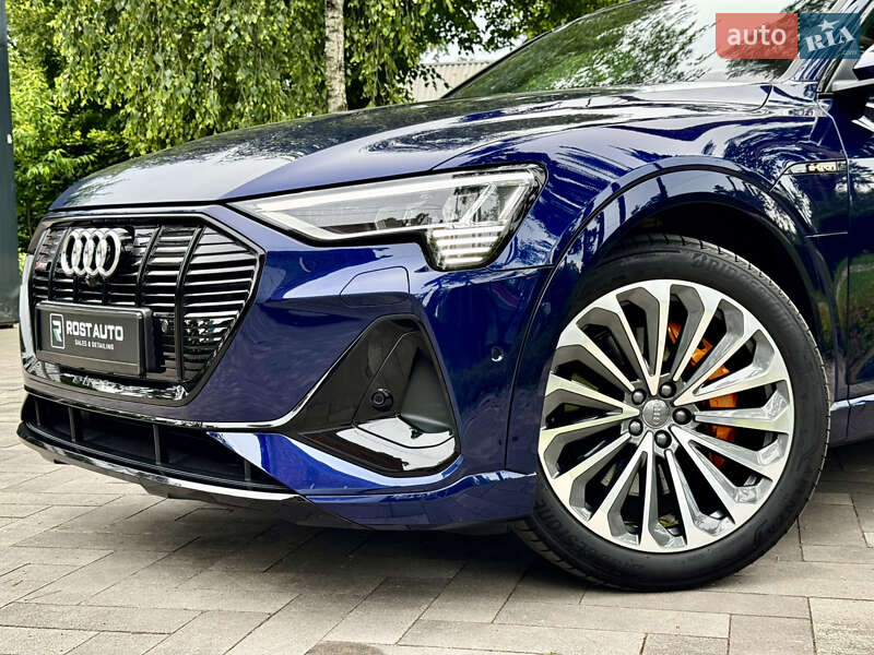 Внедорожник / Кроссовер Audi e-tron 2020 в Киеве