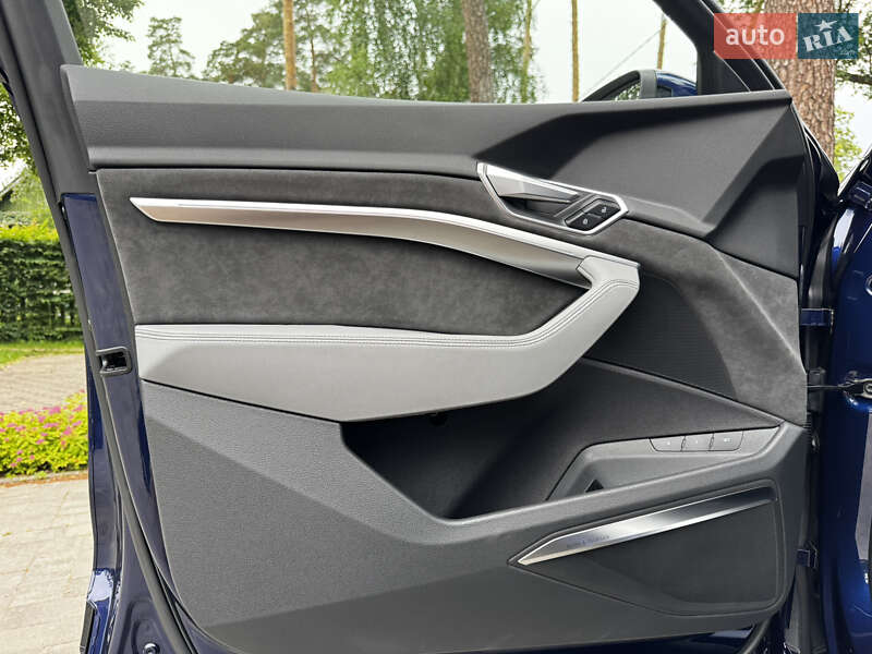 Внедорожник / Кроссовер Audi e-tron 2020 в Киеве