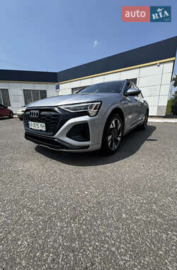 Позашляховик / Кросовер Audi e-tron 2020 в Києві