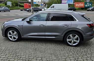 Внедорожник / Кроссовер Audi e-tron 2019 в 