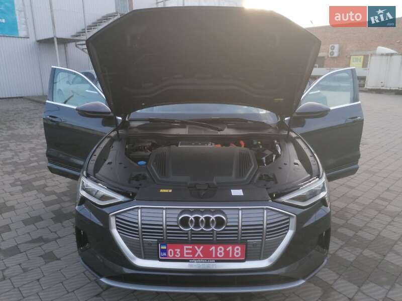 Внедорожник / Кроссовер Audi e-tron 2019 в Луцке