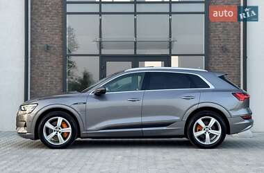 Позашляховик / Кросовер Audi e-tron 2020 в 