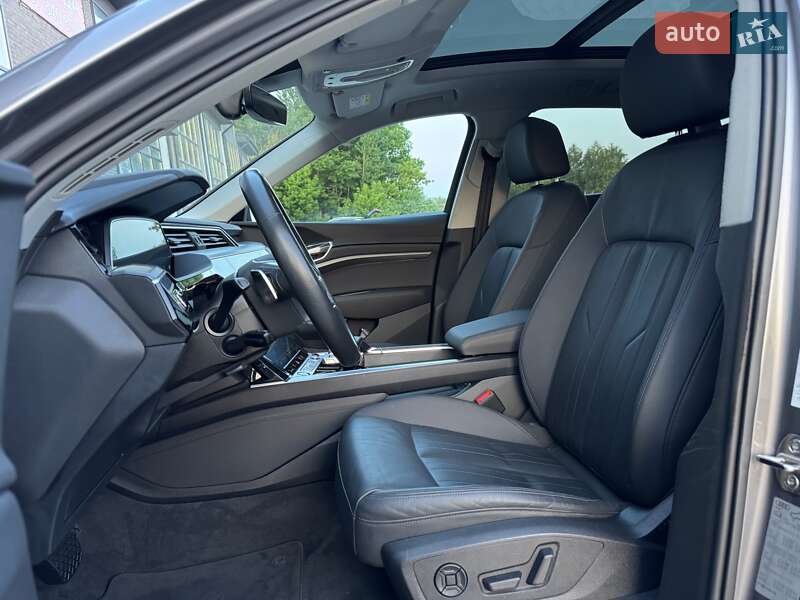 Внедорожник / Кроссовер Audi e-tron 2020 в Тернополе