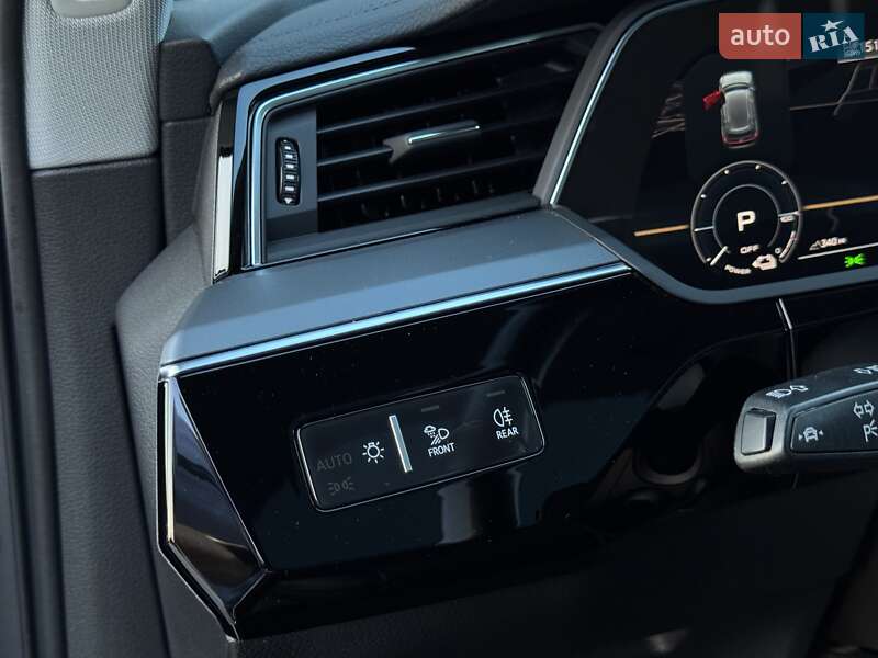 Внедорожник / Кроссовер Audi e-tron 2020 в Тернополе
