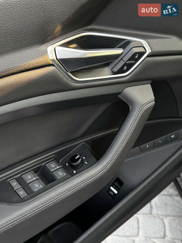 Внедорожник / Кроссовер Audi e-tron 2020 в Львове