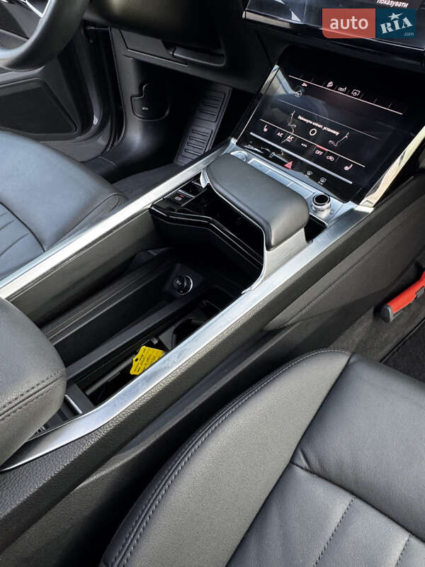Внедорожник / Кроссовер Audi e-tron 2020 в Львове