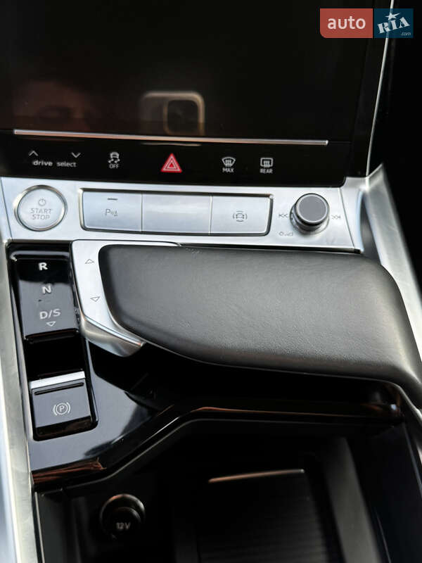 Внедорожник / Кроссовер Audi e-tron 2020 в Львове