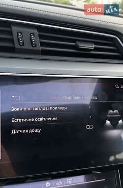 Внедорожник / Кроссовер Audi e-tron 2020 в 