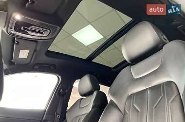 Внедорожник / Кроссовер Audi e-tron 2019 в 