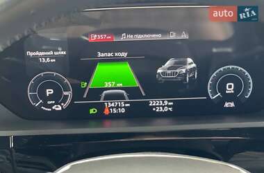 Внедорожник / Кроссовер Audi e-tron 2019 в 
