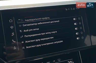 Внедорожник / Кроссовер Audi e-tron 2021 в 