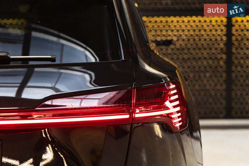 Позашляховик / Кросовер Audi e-tron 2019 в Луцьку