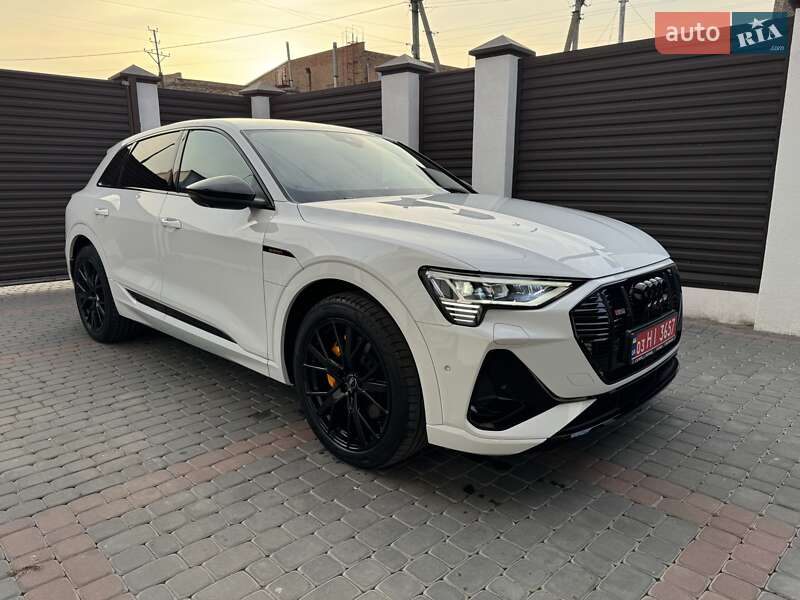 Внедорожник / Кроссовер Audi e-tron 2022 в Луцке