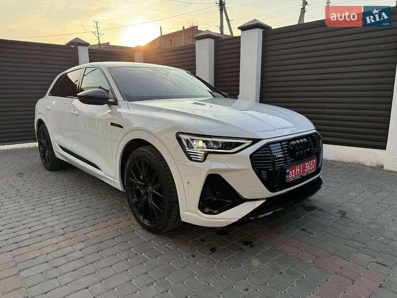 Внедорожник / Кроссовер Audi e-tron 2022 в Луцке