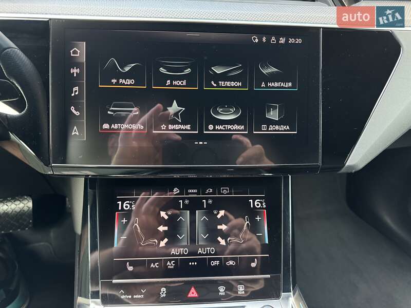 Внедорожник / Кроссовер Audi e-tron 2022 в Луцке
