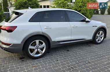 Внедорожник / Кроссовер Audi e-tron 2022 в Виннице