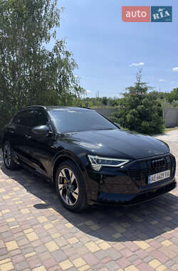 Внедорожник / Кроссовер Audi e-tron 2020 в Днепре