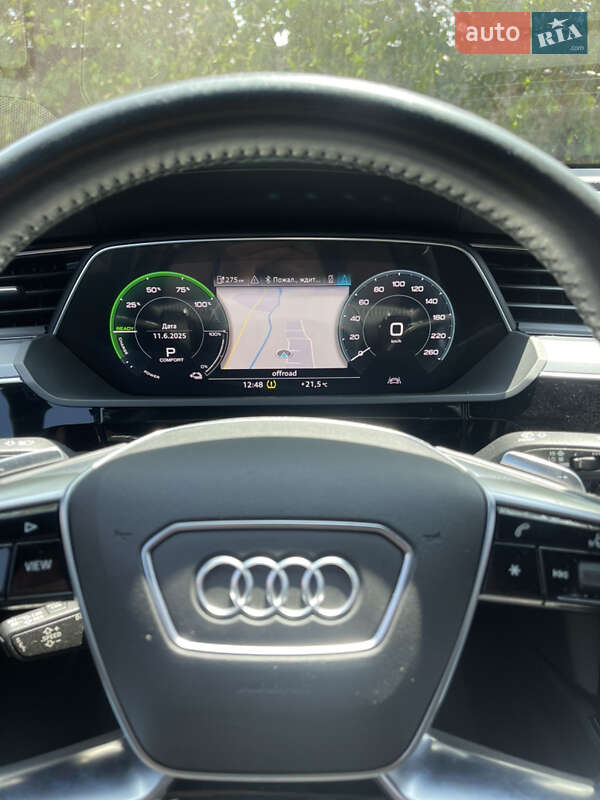 Внедорожник / Кроссовер Audi e-tron 2020 в Днепре