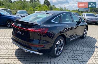 Внедорожник / Кроссовер Audi e-tron 2021 в 