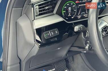 Внедорожник / Кроссовер Audi e-tron 2019 в 