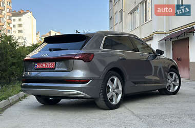 Внедорожник / Кроссовер Audi e-tron 2019 в 