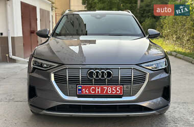 Внедорожник / Кроссовер Audi e-tron 2019 в 