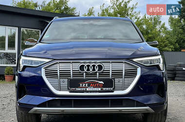 Внедорожник / Кроссовер Audi e-tron 2021 в 