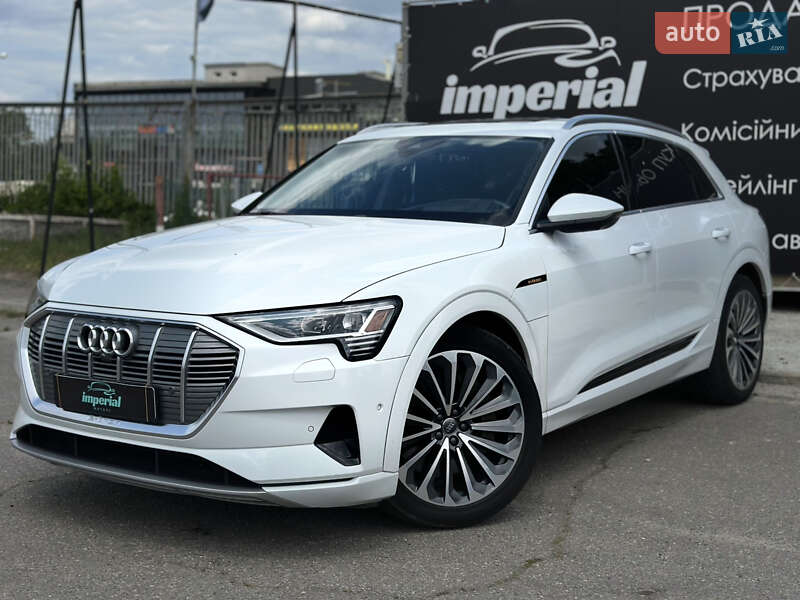 Внедорожник / Кроссовер Audi e-tron 2019 в Харькове фото 3 Внедорожник / Кроссовер Audi e-tron 2019 в Харькове