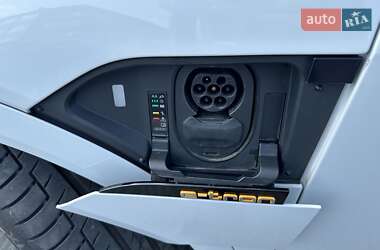 Внедорожник / Кроссовер Audi e-tron 2019 в 