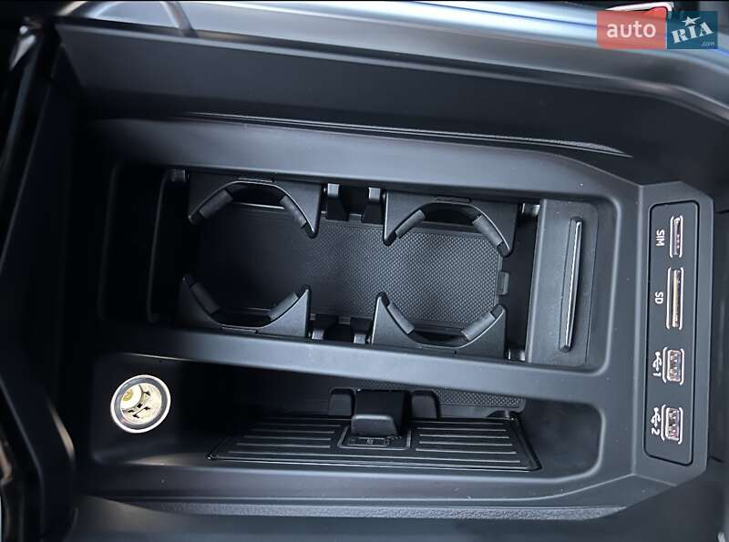 Внедорожник / Кроссовер Audi e-tron 2019 в Луцке фото 8 Внедорожник / Кроссовер Audi e-tron 2019 в Луцке